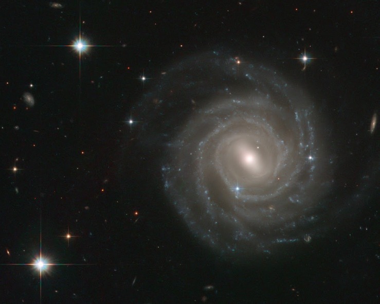 hubble-beautiful-spiral-in-pegasus-potw1035a